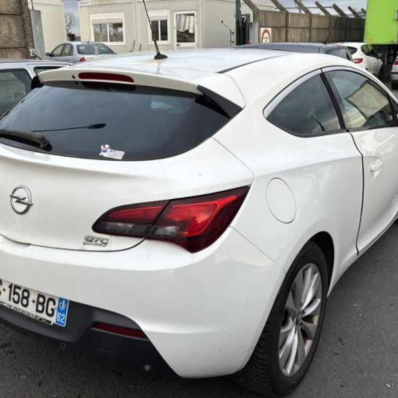 Capot OPEL ASTRA J Photo n°9