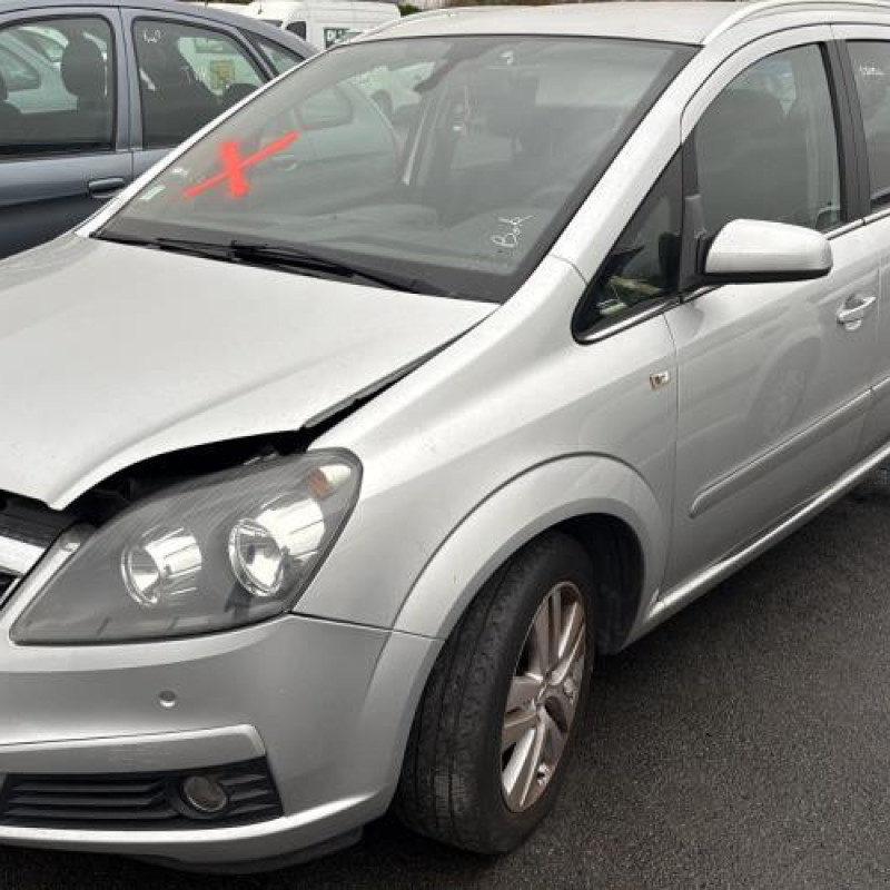 Bouton de coffre OPEL ZAFIRA B Photo n°4