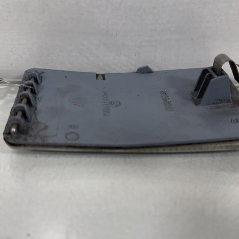 Catadioptre VOLKSWAGEN GOLF 3 Photo n°2