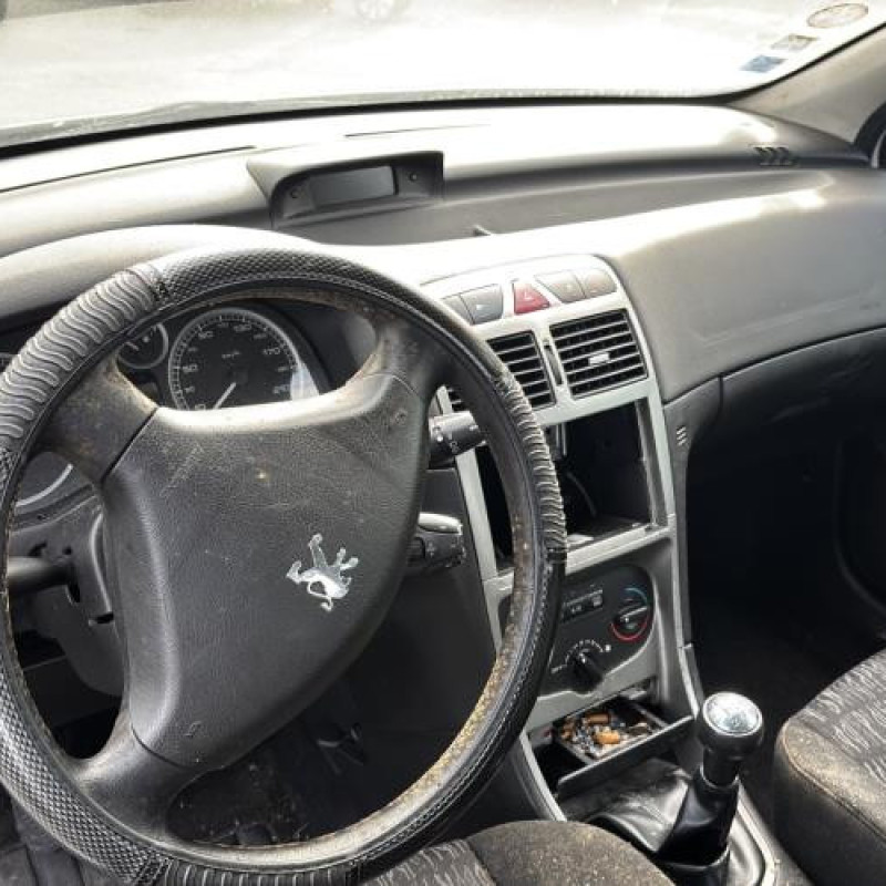 Pare choc arriere PEUGEOT 307 Photo n°19