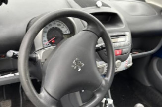 Bras essuie glace avant PEUGEOT 107