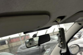 Bouton de warning PEUGEOT 107