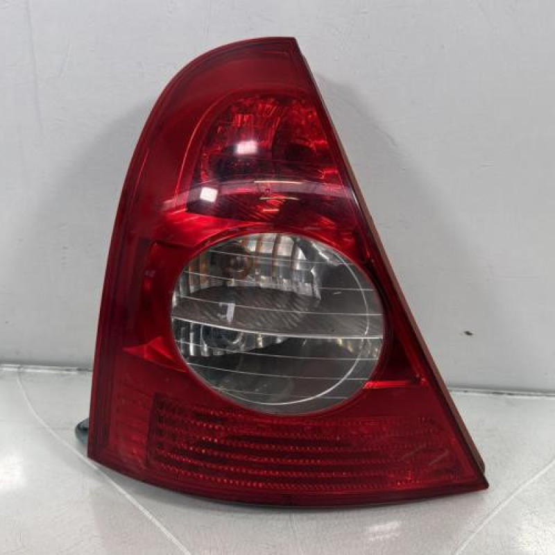 Feu arriere principal gauche (feux) RENAULT CLIO 2 Photo n°1