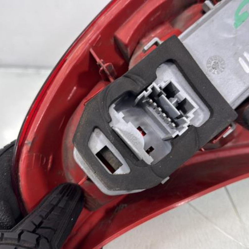 Feu arriere principal gauche (feux) RENAULT CLIO 2 Photo n°3