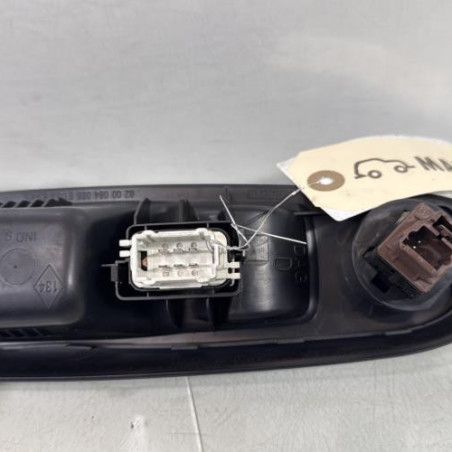 Interrupteur de leve vitre avant droit RENAULT CLIO 2