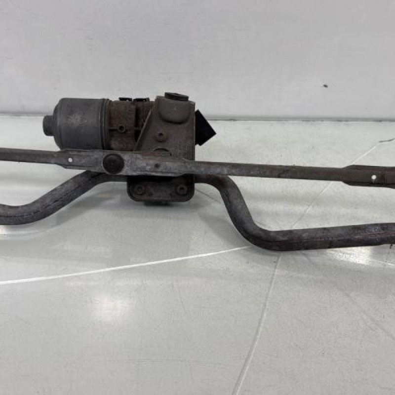 Moteur essuie glace avant RENAULT CLIO 2 Photo n°1