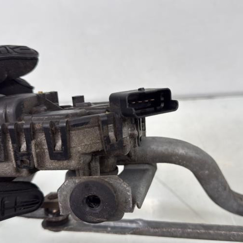 Moteur essuie glace avant RENAULT CLIO 2 Photo n°2