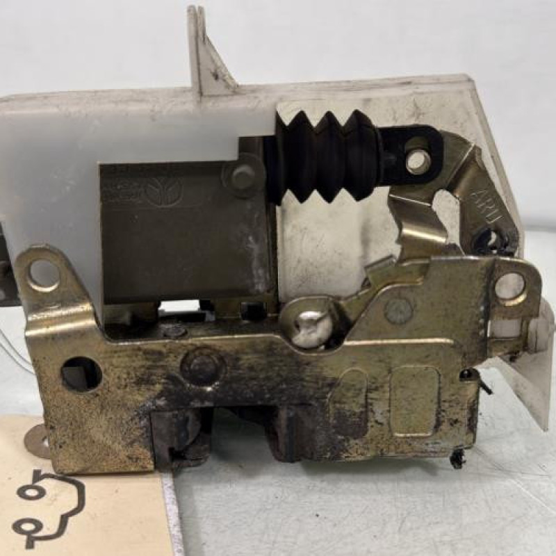 Serrure arriere droit RENAULT CLIO 2 Photo n°5