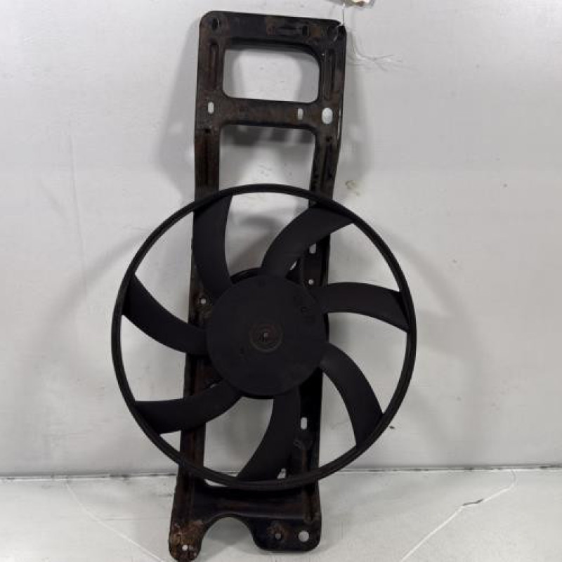 Moto ventilateur radiateur RENAULT CLIO 2 Photo n°1