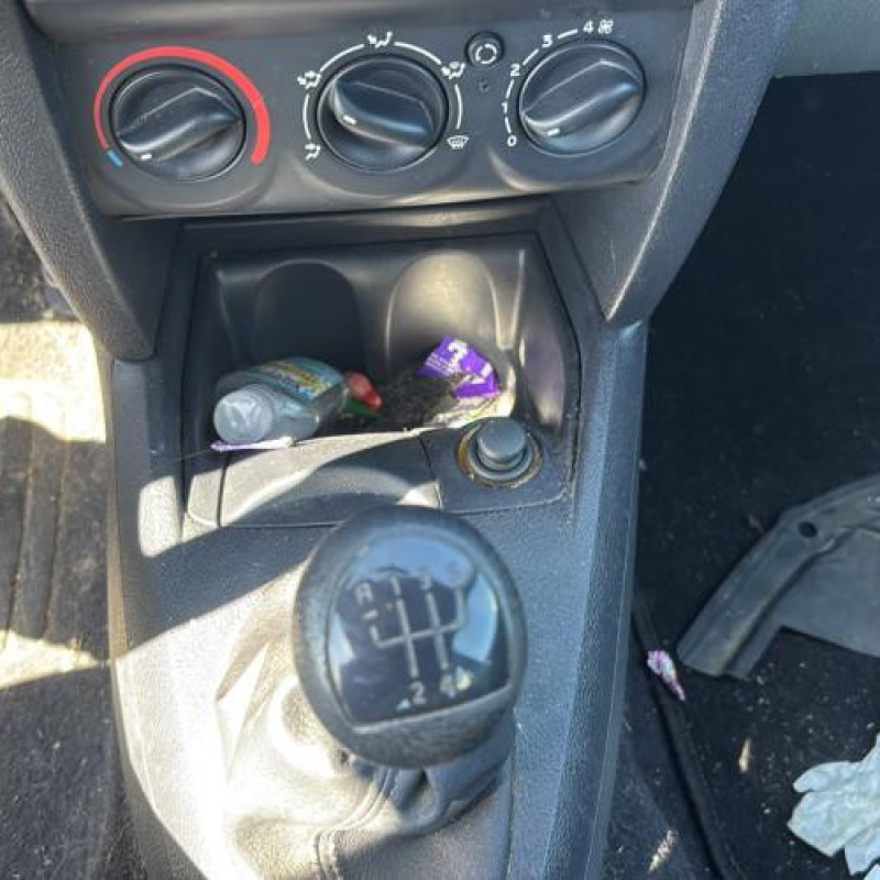 Vase de lave glace RENAULT CLIO 2 Photo n°20