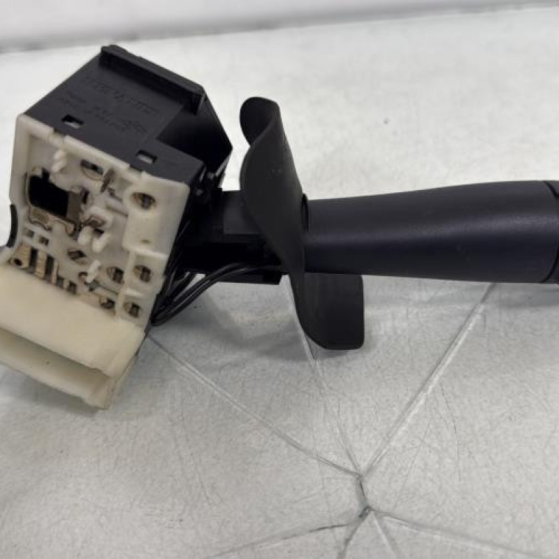 Commodo d'essuie glaces RENAULT CLIO 2 Photo n°4