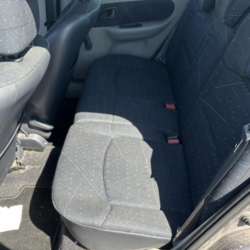 Serrure de coffre RENAULT CLIO 2 Photo n°15