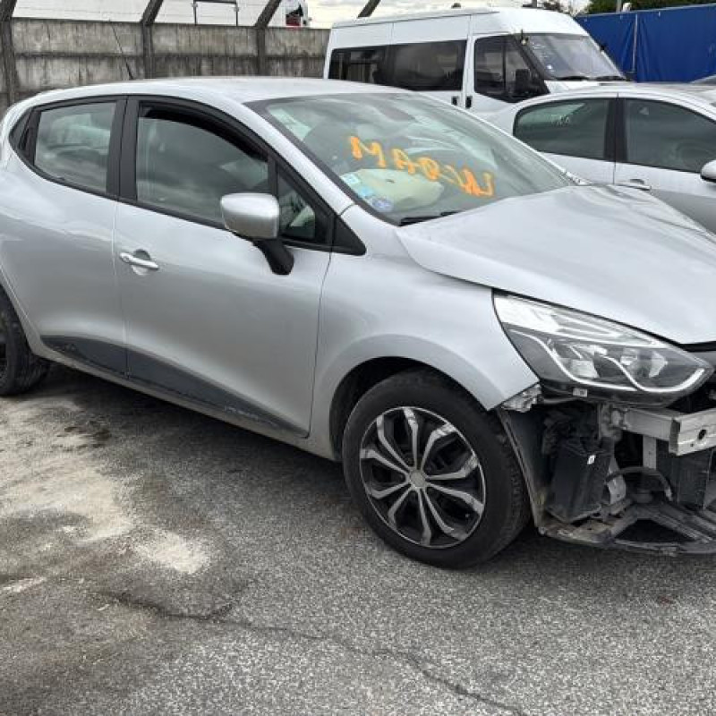 Compresseur clim RENAULT CLIO 4 Photo n°5