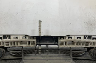 Pare choc avant RENAULT MEGANE 1