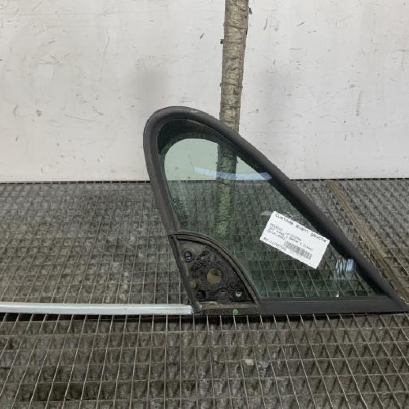 Custode avant gauche (porte) PEUGEOT 307 Photo n°1