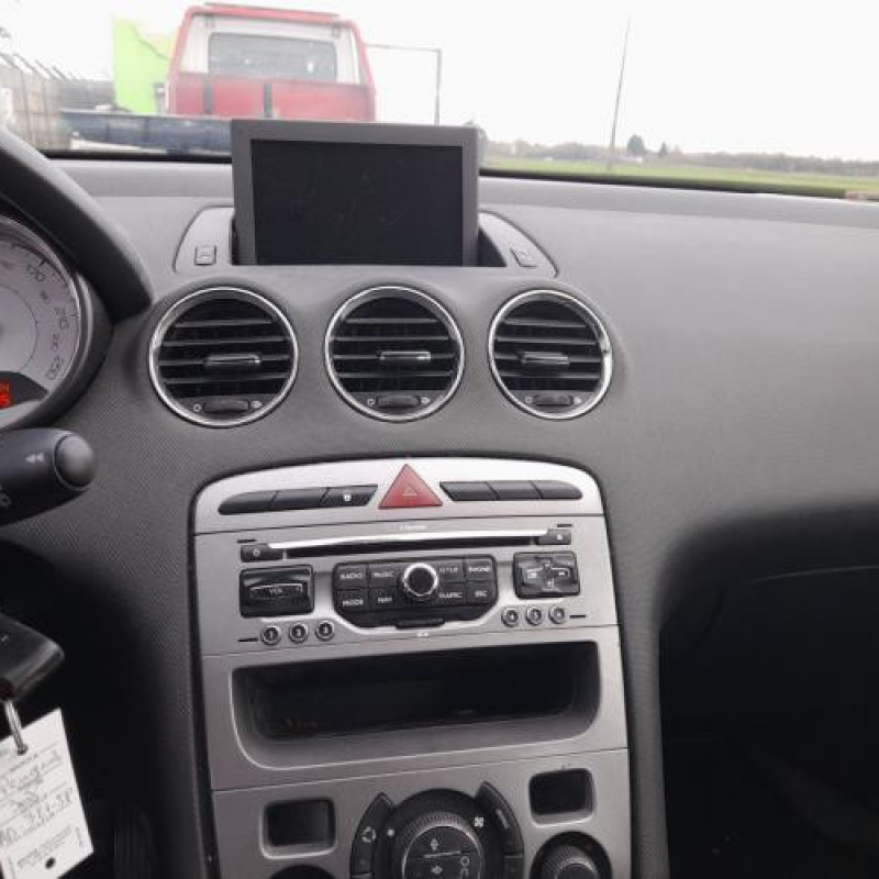 Pare choc arriere PEUGEOT 308 1 Photo n°15