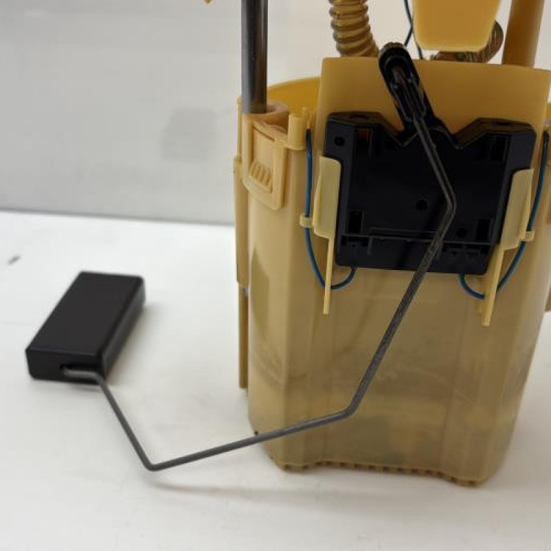 Pompe à carburant PEUGEOT 207 Photo n°3