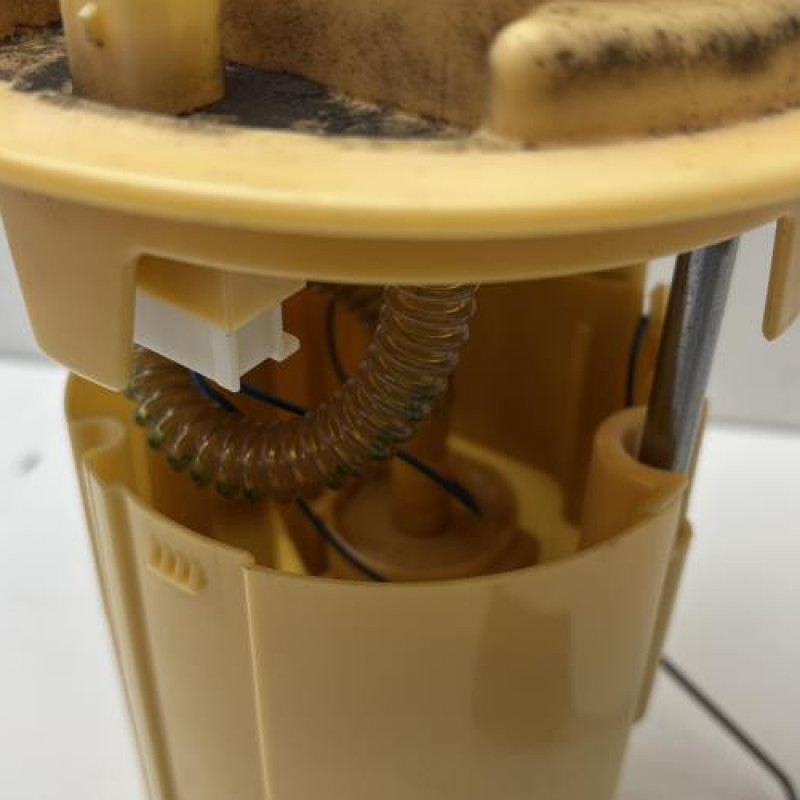 Pompe à carburant PEUGEOT 207 Photo n°7