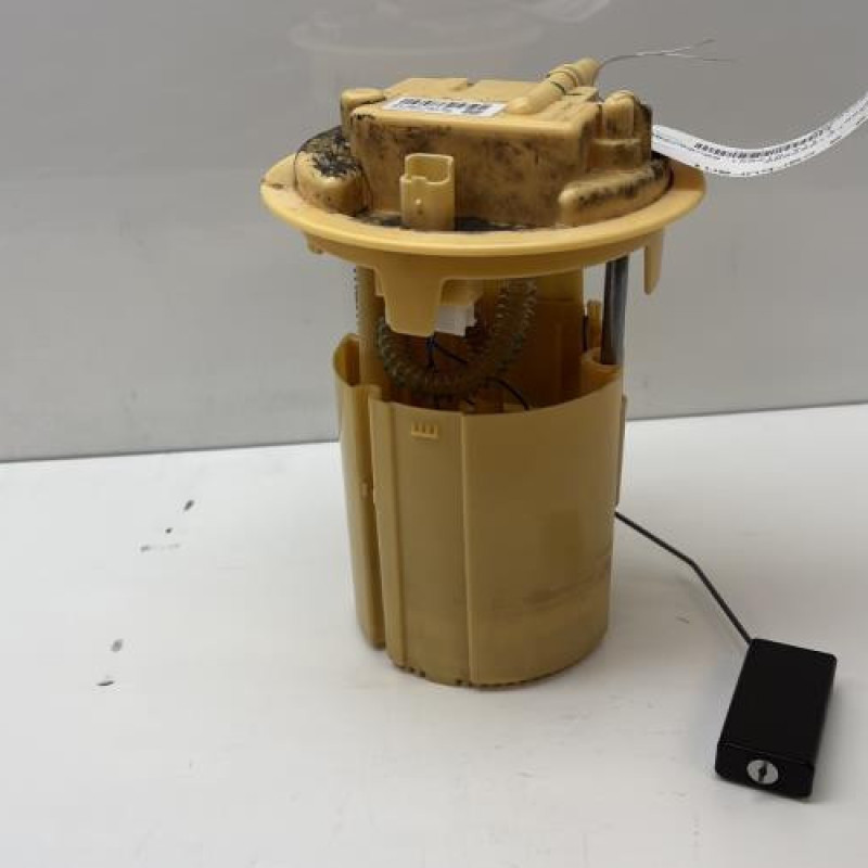 Pompe à carburant PEUGEOT 207 Photo n°8