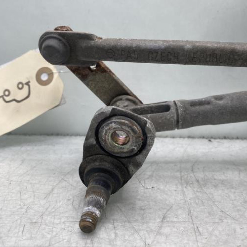 Moteur essuie glace avant VOLKSWAGEN GOLF 4 Photo n°3