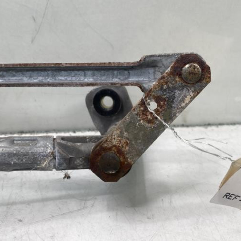 Moteur essuie glace avant VOLKSWAGEN GOLF 4 Photo n°7