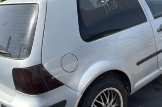 Moteur essuie glace avant VOLKSWAGEN GOLF 4