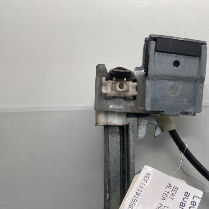 Leve vitre electrique avant gauche SEAT ALTEA Photo n°10