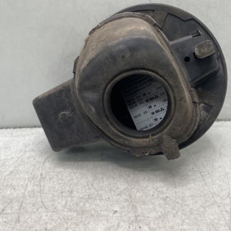 Trappe d'essence VOLKSWAGEN POLO 4 Photo n°2