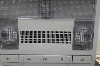 Eclairage de plafonnier VOLKSWAGEN POLO 4 Photo n°1