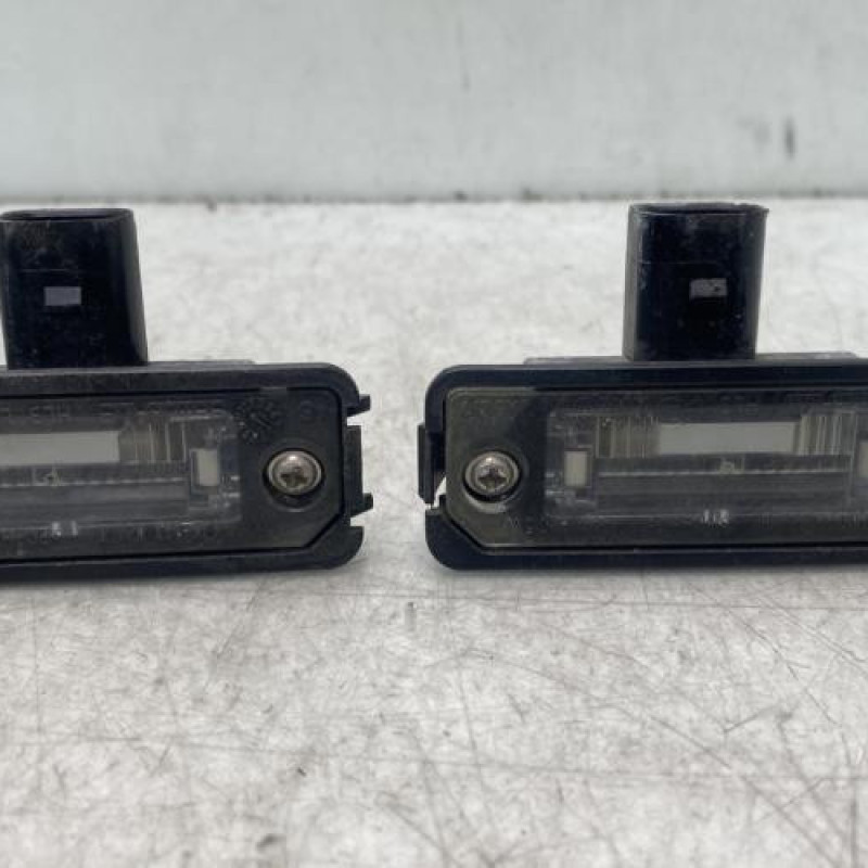 Eclairage de plaque VOLKSWAGEN POLO 4 Photo n°1