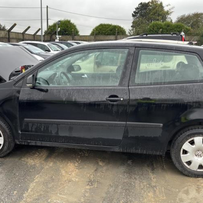 Feu arriere stop central VOLKSWAGEN POLO 4 Photo n°14