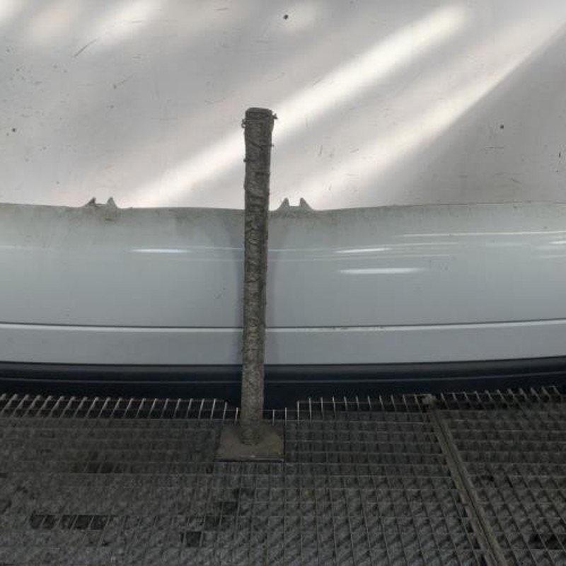 Pare choc arriere RENAULT TWINGO 1 Photo n°3