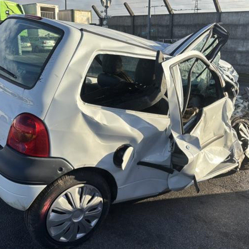 Pare choc arriere RENAULT TWINGO 1 Photo n°15