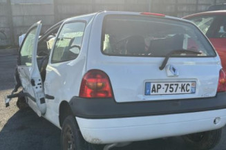 Pare choc arriere RENAULT TWINGO 1