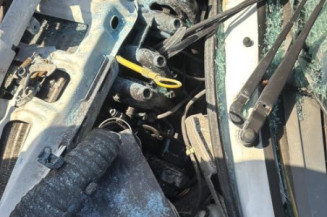 Pare choc arriere RENAULT TWINGO 1