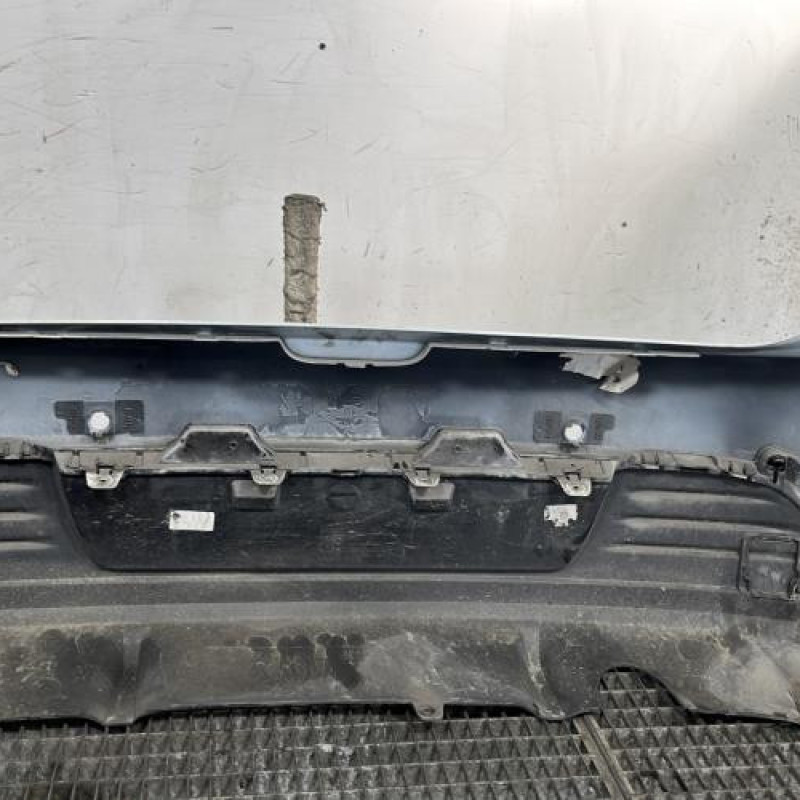 Pare choc arriere RENAULT CLIO 4 Photo n°5