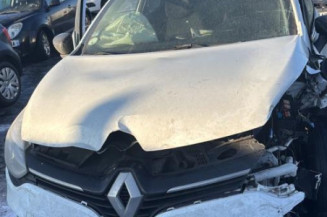 Pare choc arriere RENAULT CLIO 4