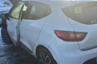 Pare choc arriere RENAULT CLIO 4