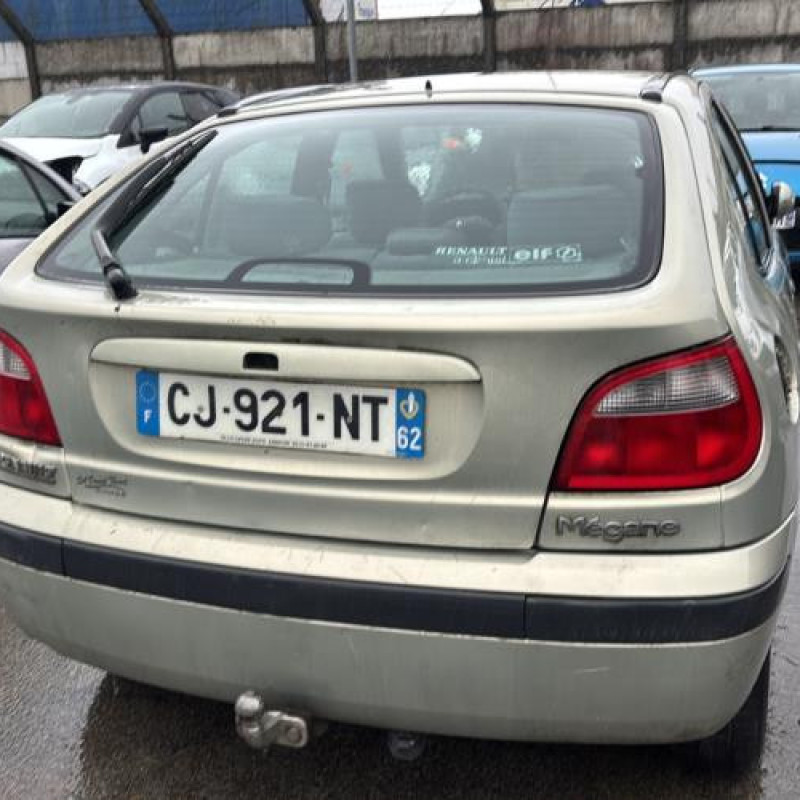 Anti brouillard gauche (feux) RENAULT MEGANE 1 Photo n°10