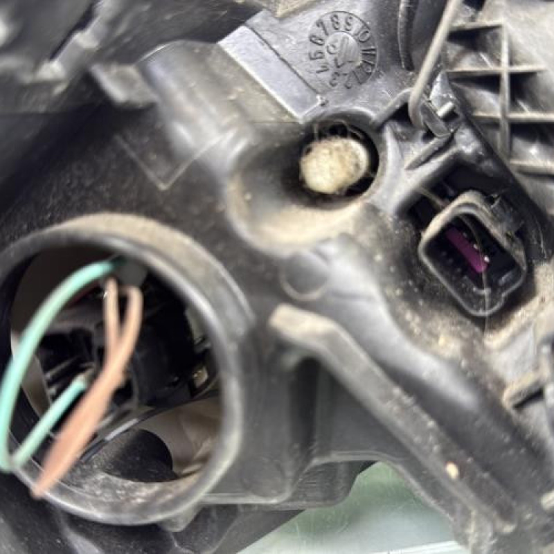 Optique avant principal gauche (feux)(phare) RENAULT MEGANE 3 Photo n°4