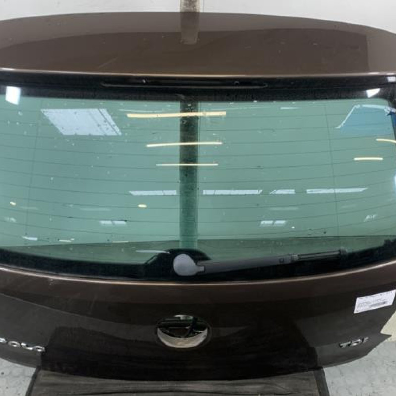 Malle/Hayon arriere VOLKSWAGEN POLO 5 Photo n°1