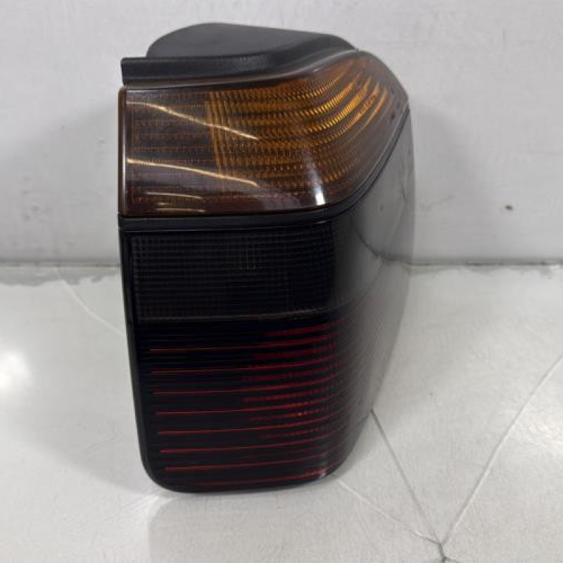 Feu arriere principal gauche (feux) VOLKSWAGEN GOLF 3 Photo n°3