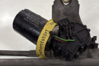 Moteur essuie glace avant VOLKSWAGEN GOLF 3