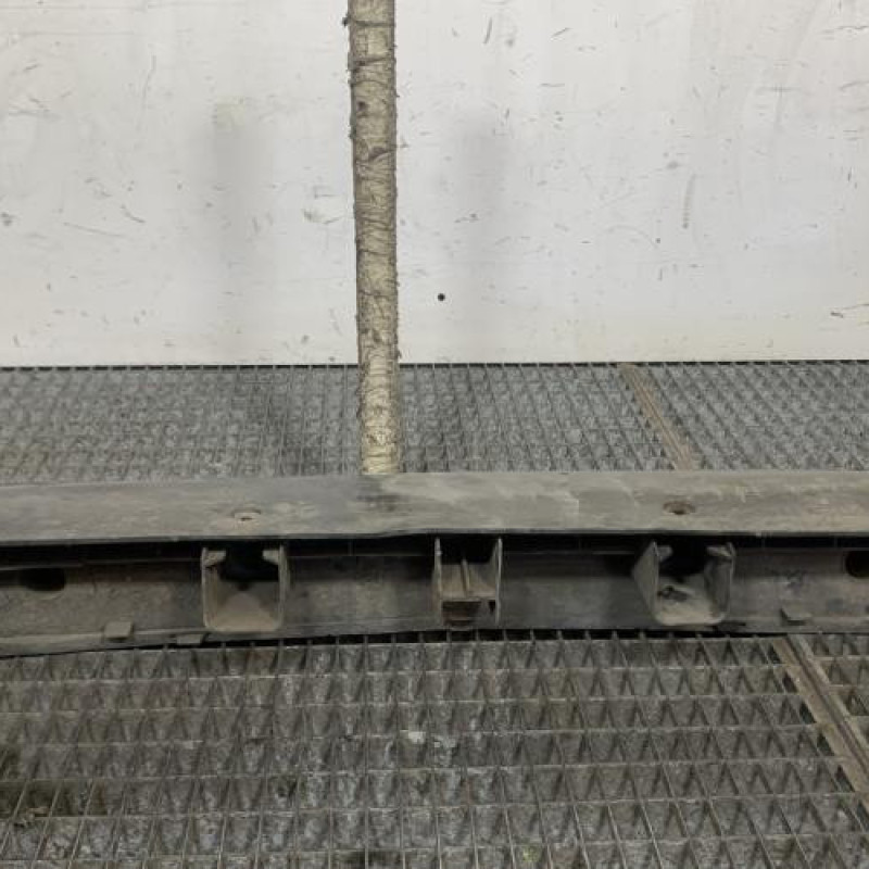 Pare choc arriere RENAULT KANGOO 1 Photo n°6