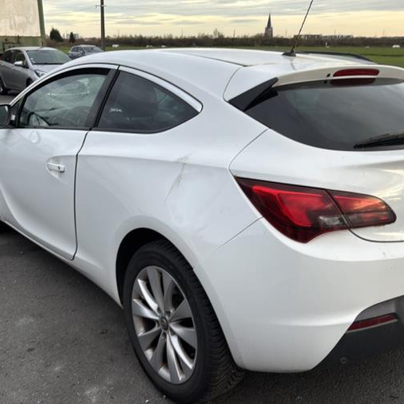 Feu arriere principal droit (feux) OPEL ASTRA J Photo n°9