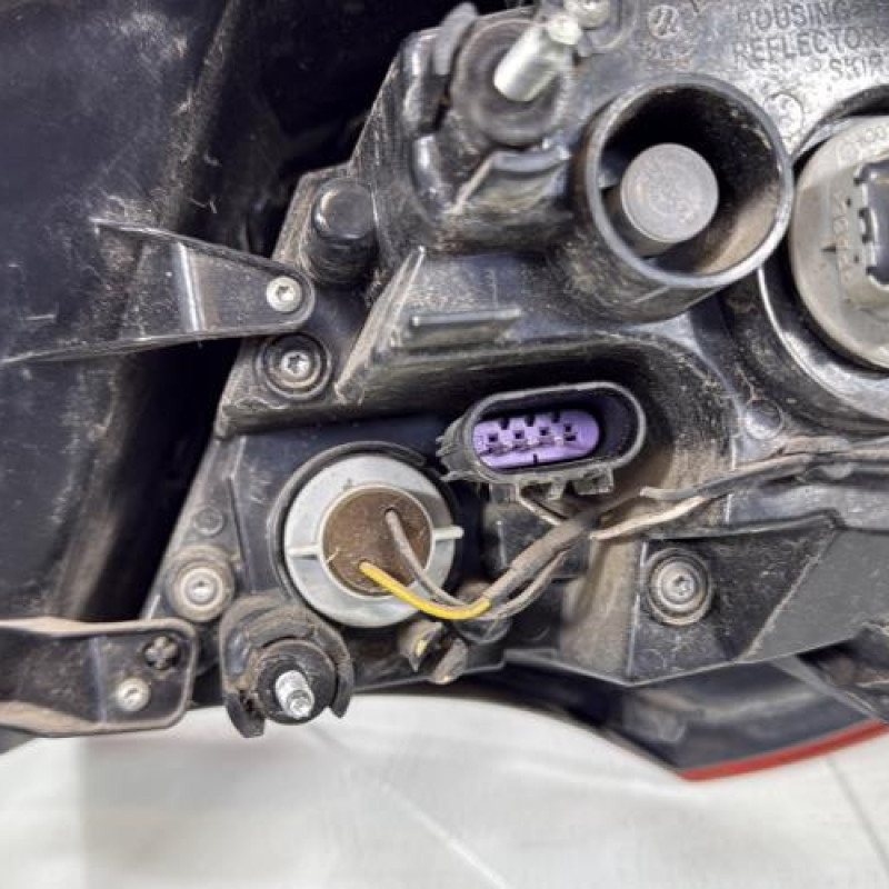 Feu arriere principal gauche (feux) OPEL ASTRA J Photo n°3