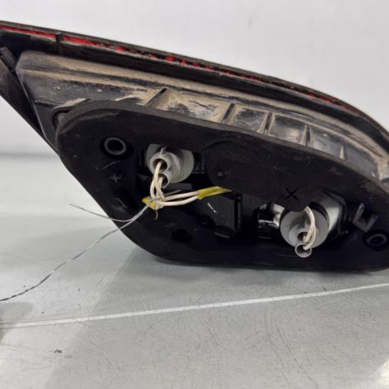 Feu arriere secondaire droit (feux) OPEL ASTRA J Photo n°2