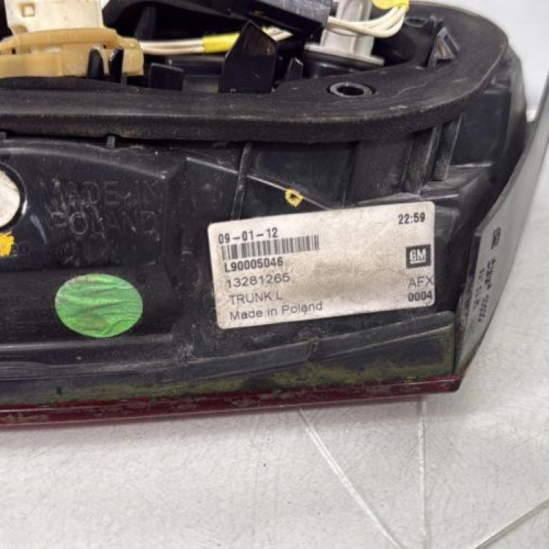 Feu arriere secondaire gauche (feux) OPEL ASTRA J Photo n°4