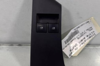 Interrupteur de leve vitre avant gauche OPEL ASTRA J Photo n°1