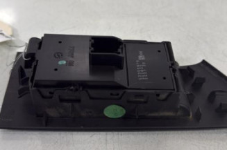 Interrupteur de leve vitre avant gauche OPEL ASTRA J